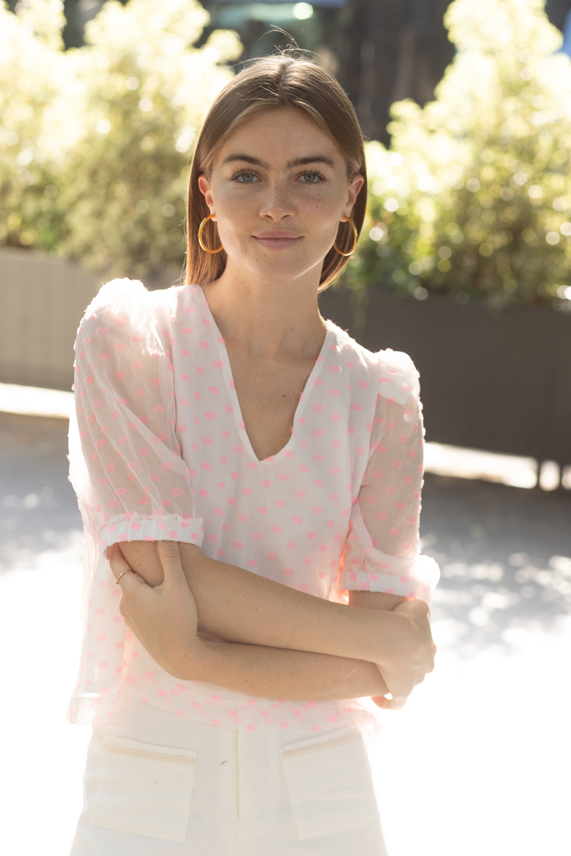 Blouse en soie à pois rose LYS