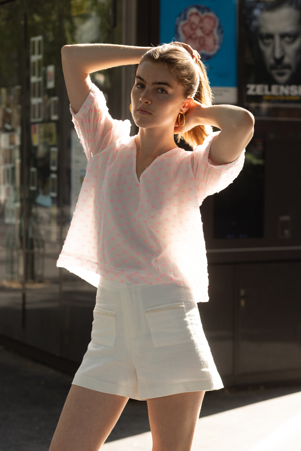 Blouse en soie à pois rose LYS