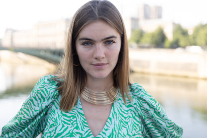Haut à motif vert et rose