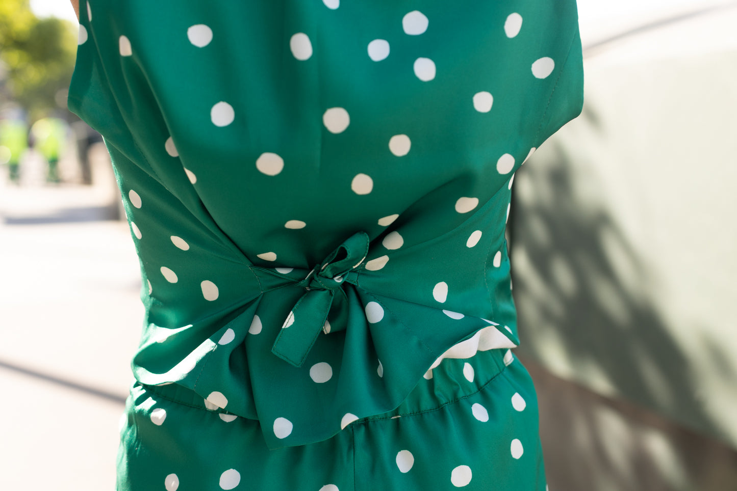 Gilet à pois blanc