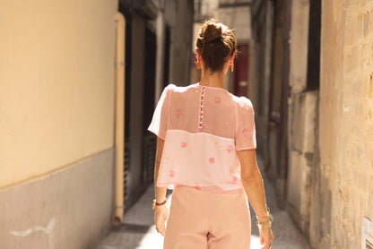 Haut en soie rose