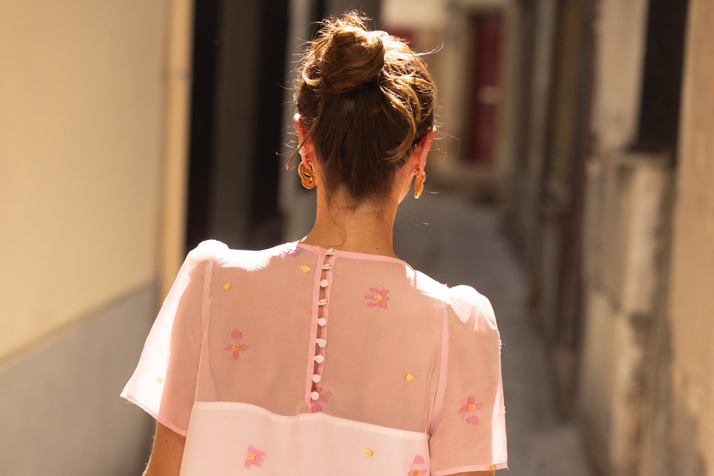 Haut en soie rose